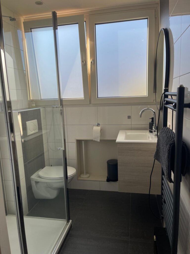 PHOTO-2025-10-19-21-16-34